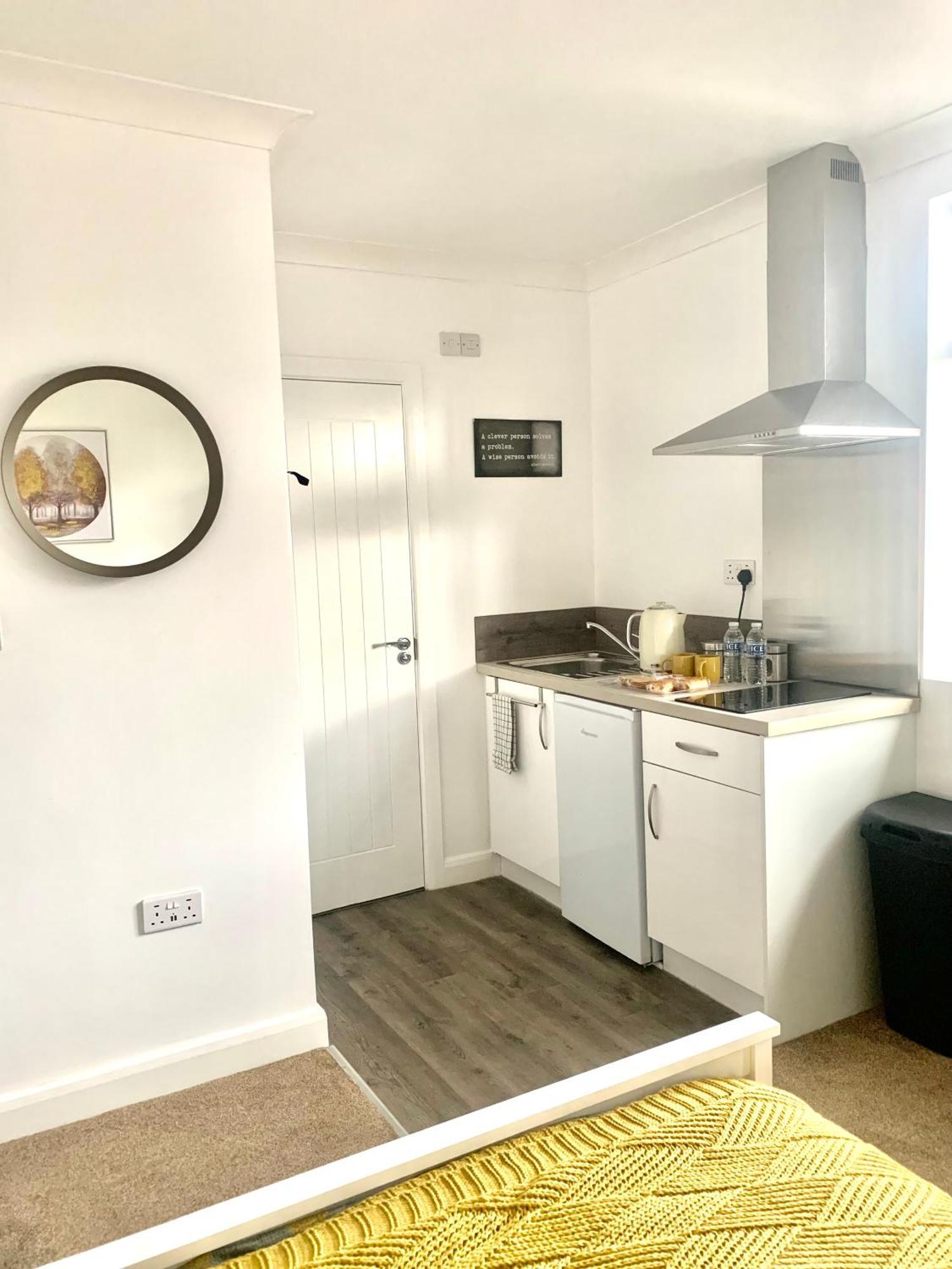 Studio 22 Lower Road Beeston บีสตัน ภายนอก รูปภาพ