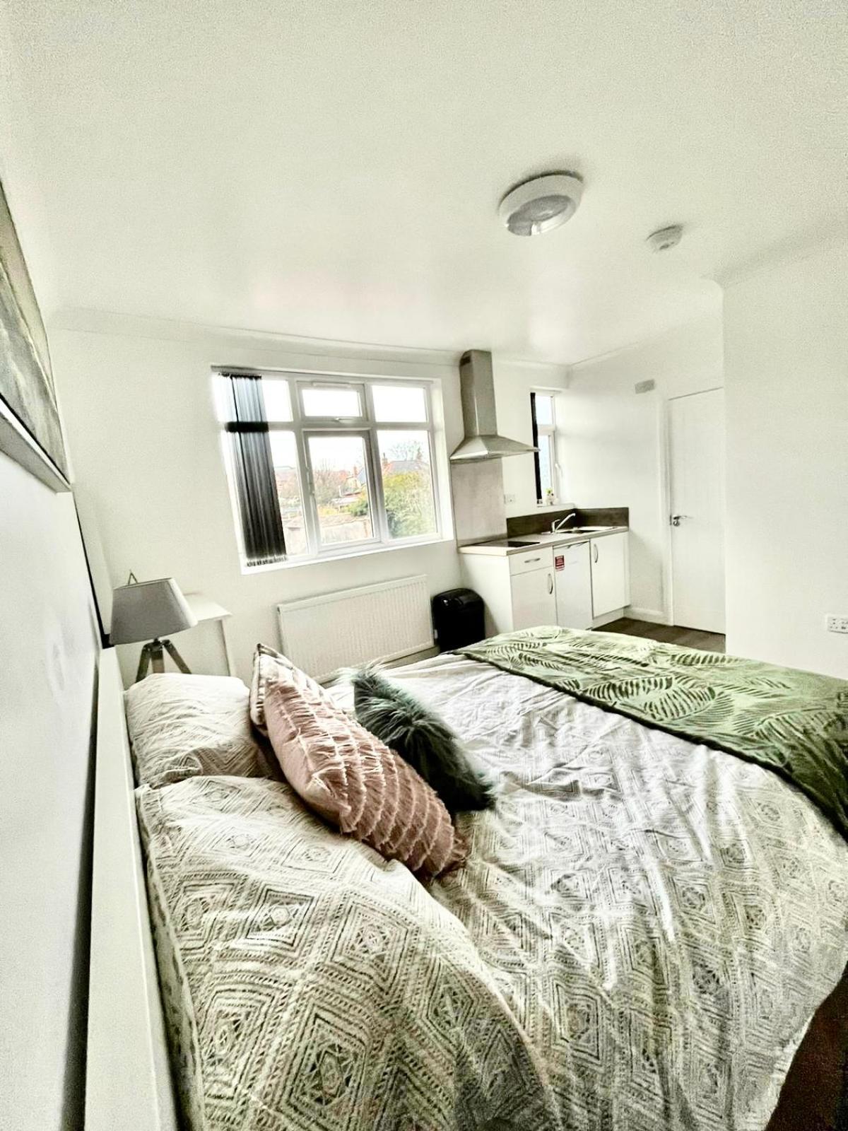 Studio 22 Lower Road Beeston บีสตัน ภายนอก รูปภาพ