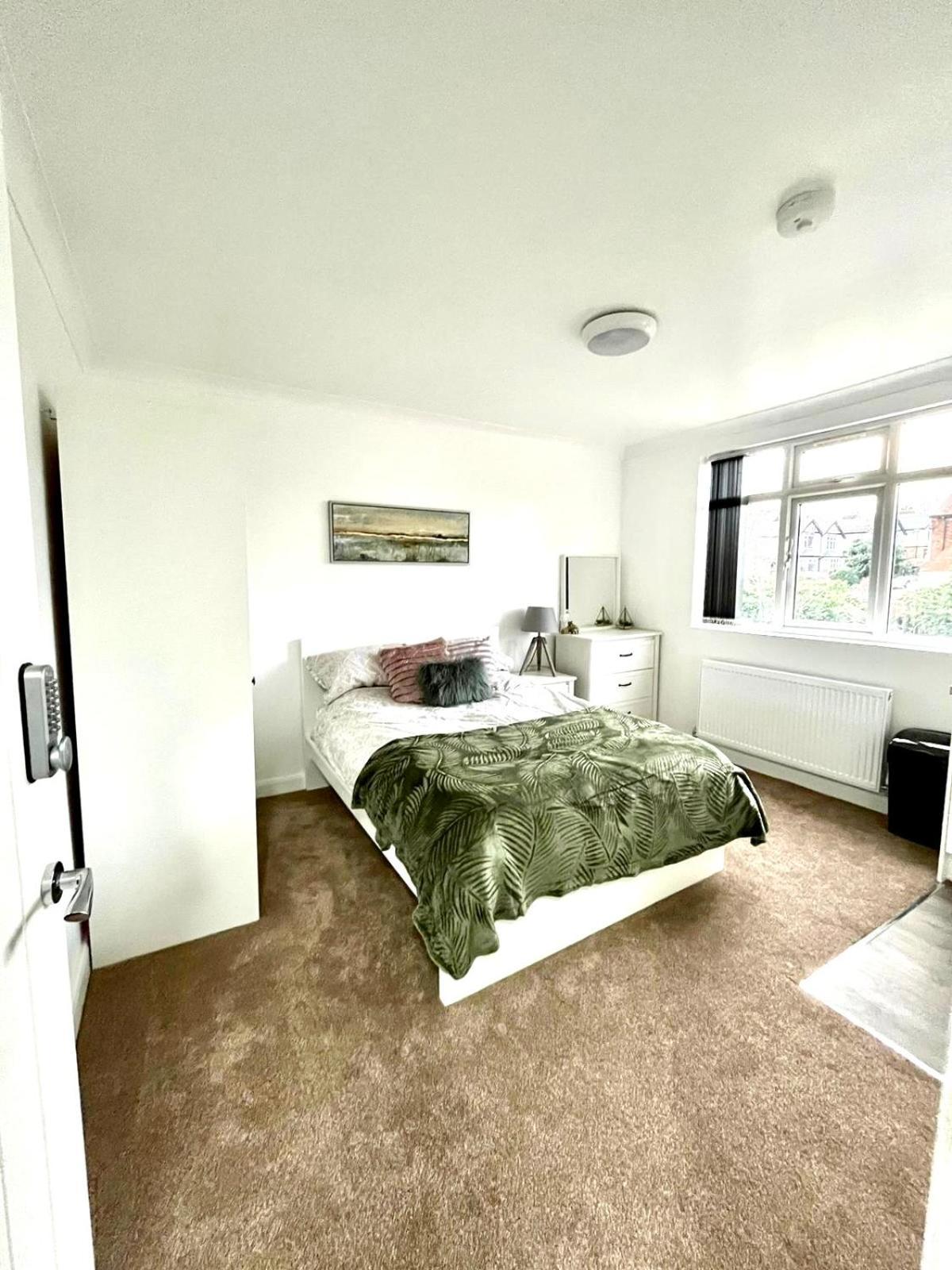 Studio 22 Lower Road Beeston บีสตัน ภายนอก รูปภาพ